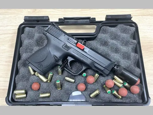 armes d'alarme et de signalisation